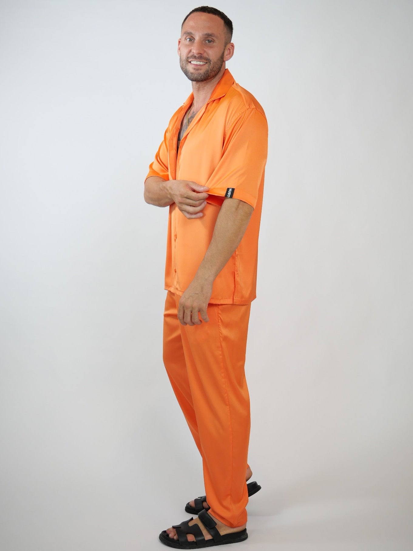 men's luxury streetwear monochromatic  set, relaxed fit designer set - Hustle brand    