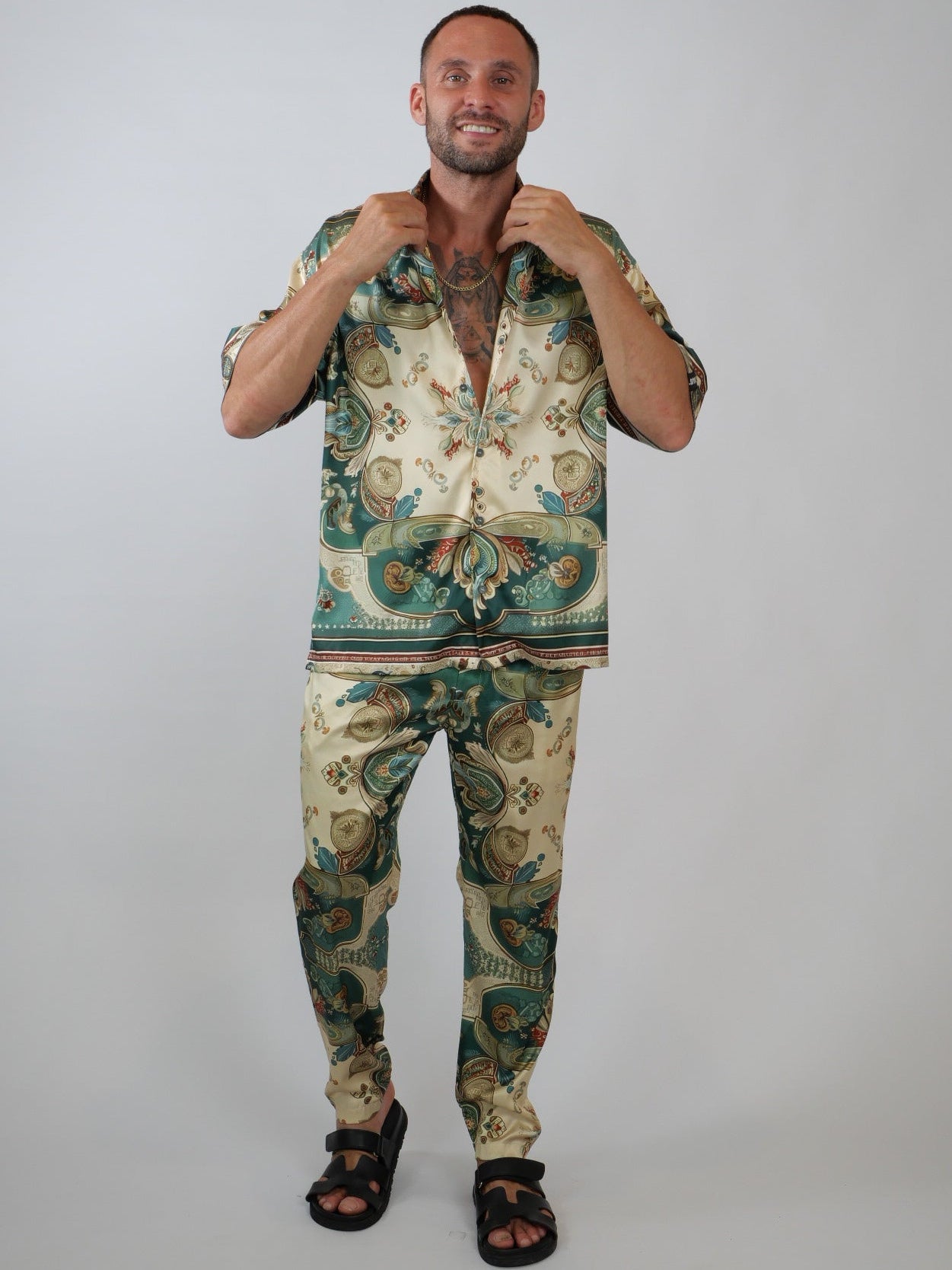 men's luxury streetwear printed set, relaxed fit designer set - Hustle brand 