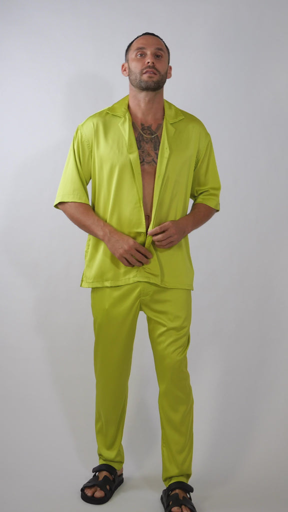 men luxury streetwear outfit video, printed shirt and pants set, HUSTLE brand 